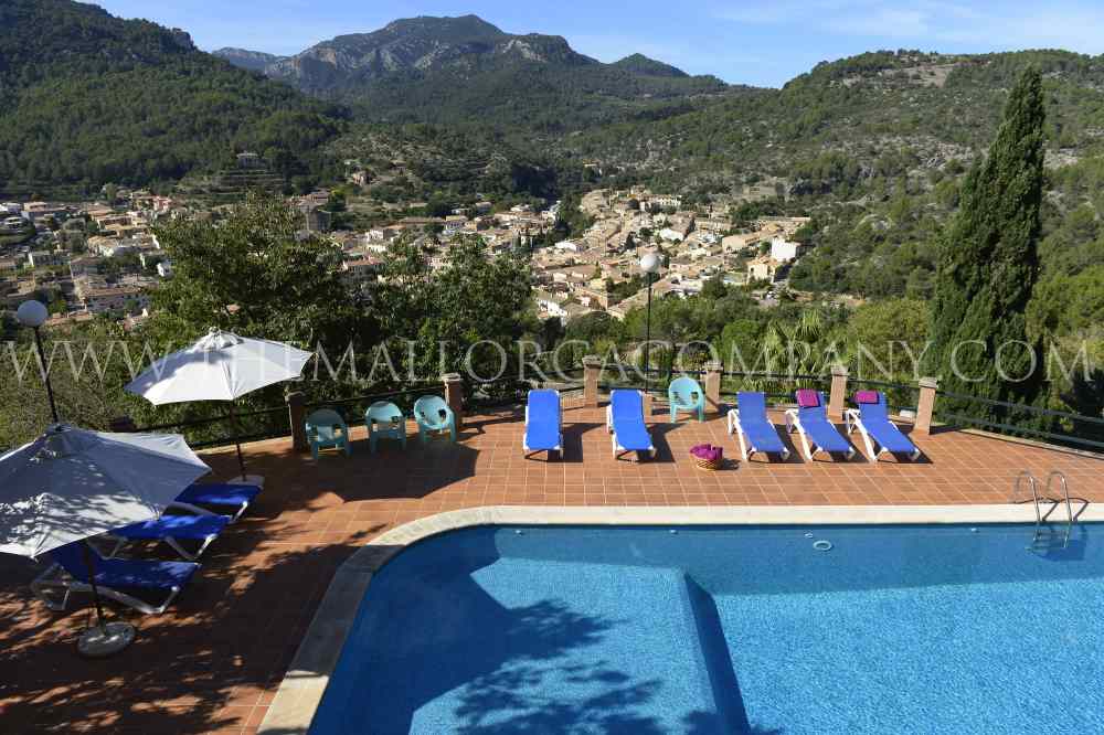 Typical finca with amazing panoramic views in Esporles