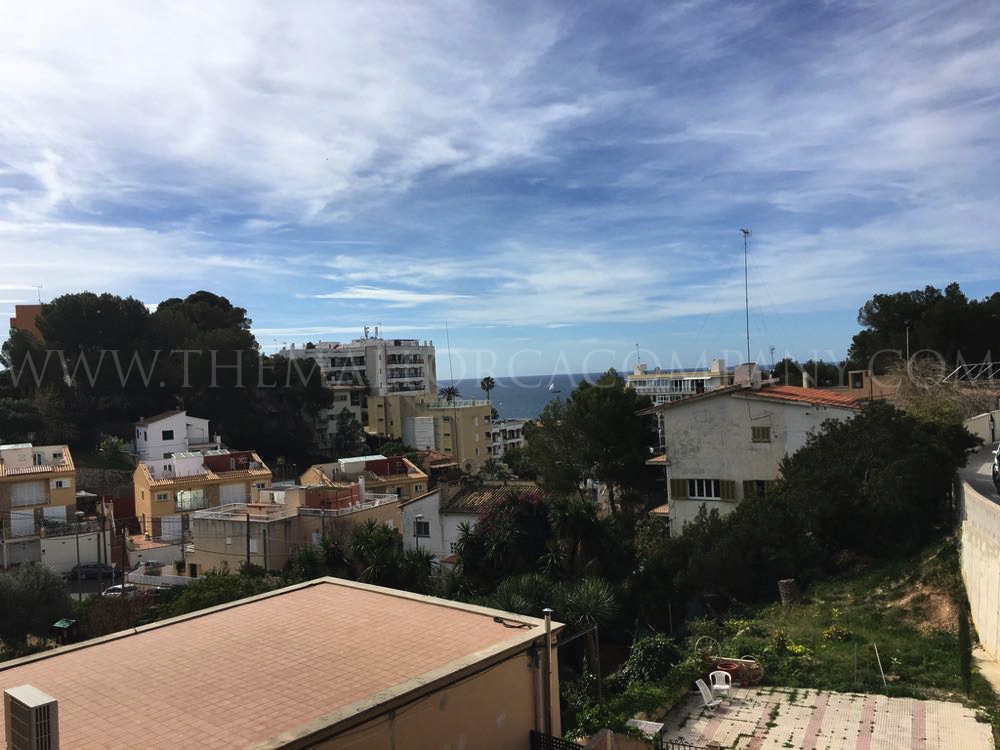 Great apartment with partial sea views in Cala Mayor