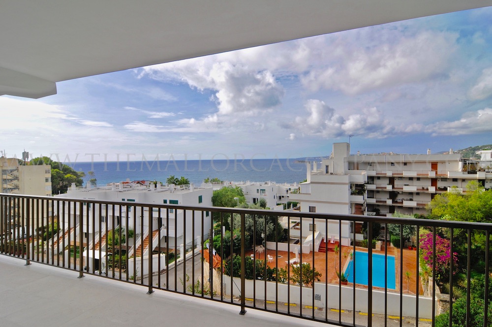Completely refurbished apartment with amazing views