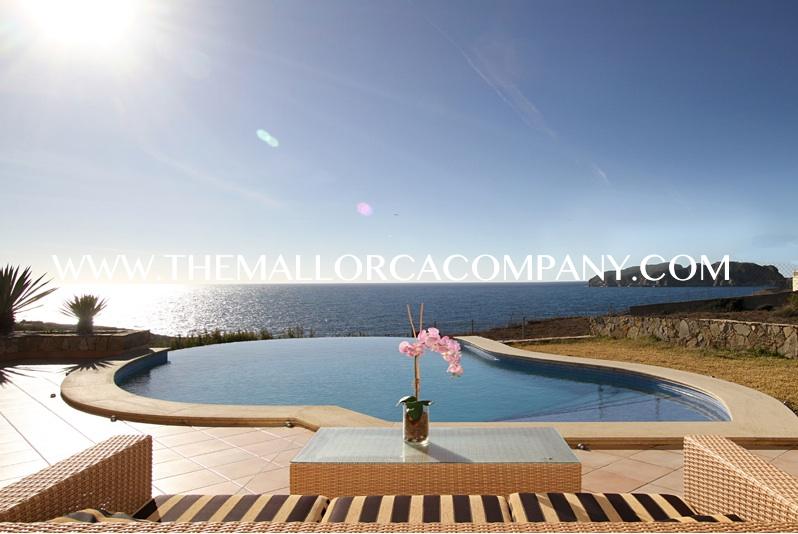 Frontline property with amazing views in Santa Ponsa