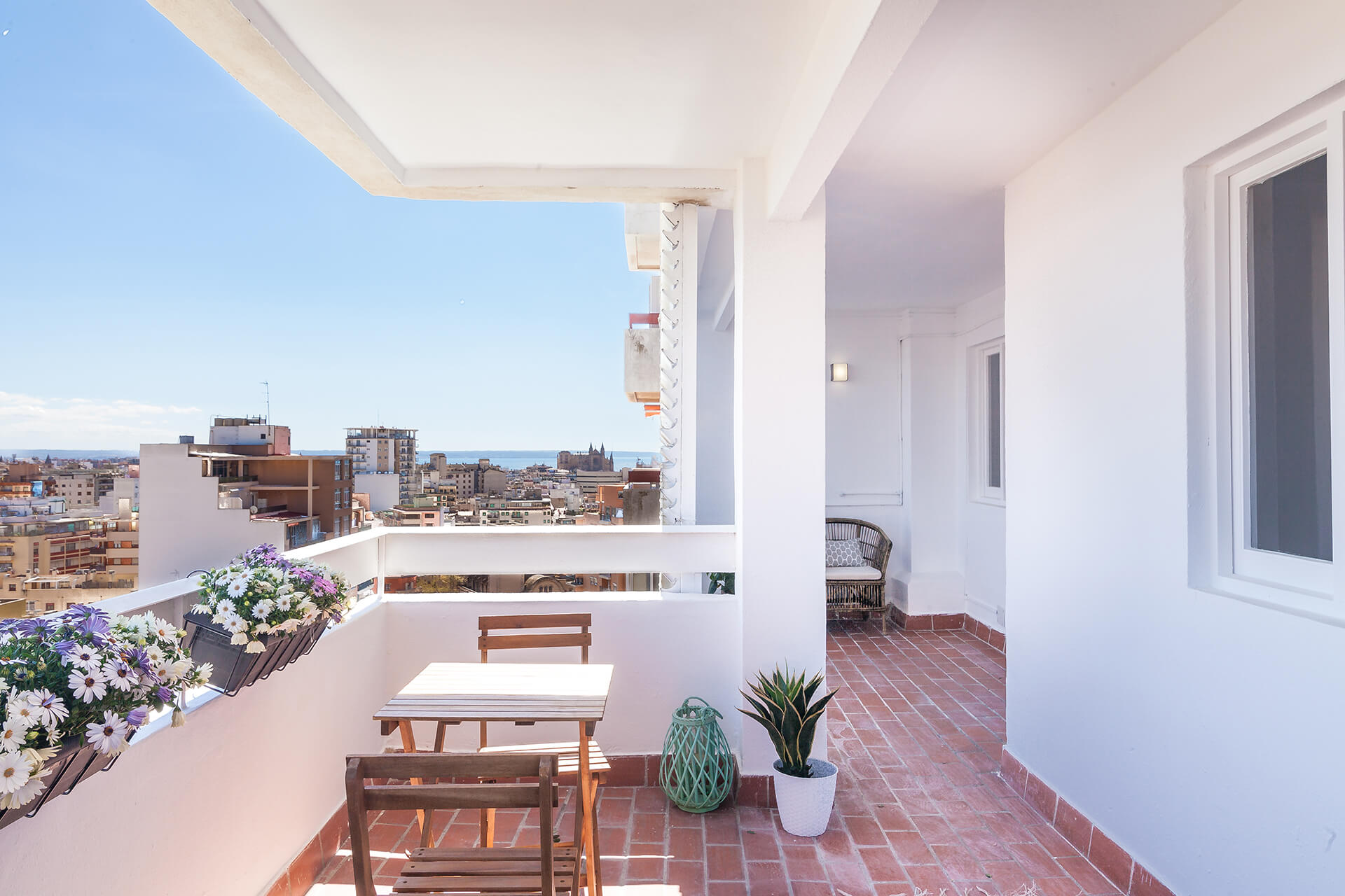 Bright Apartment in Palma